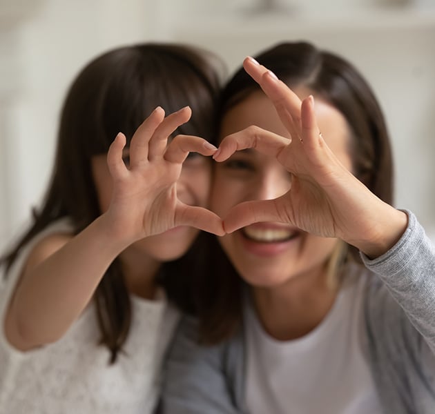 mom-and-daughter-heart